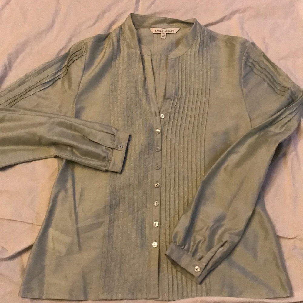 Tuxedo style dress shirt